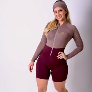 Macaquinho Marrom com Vinho